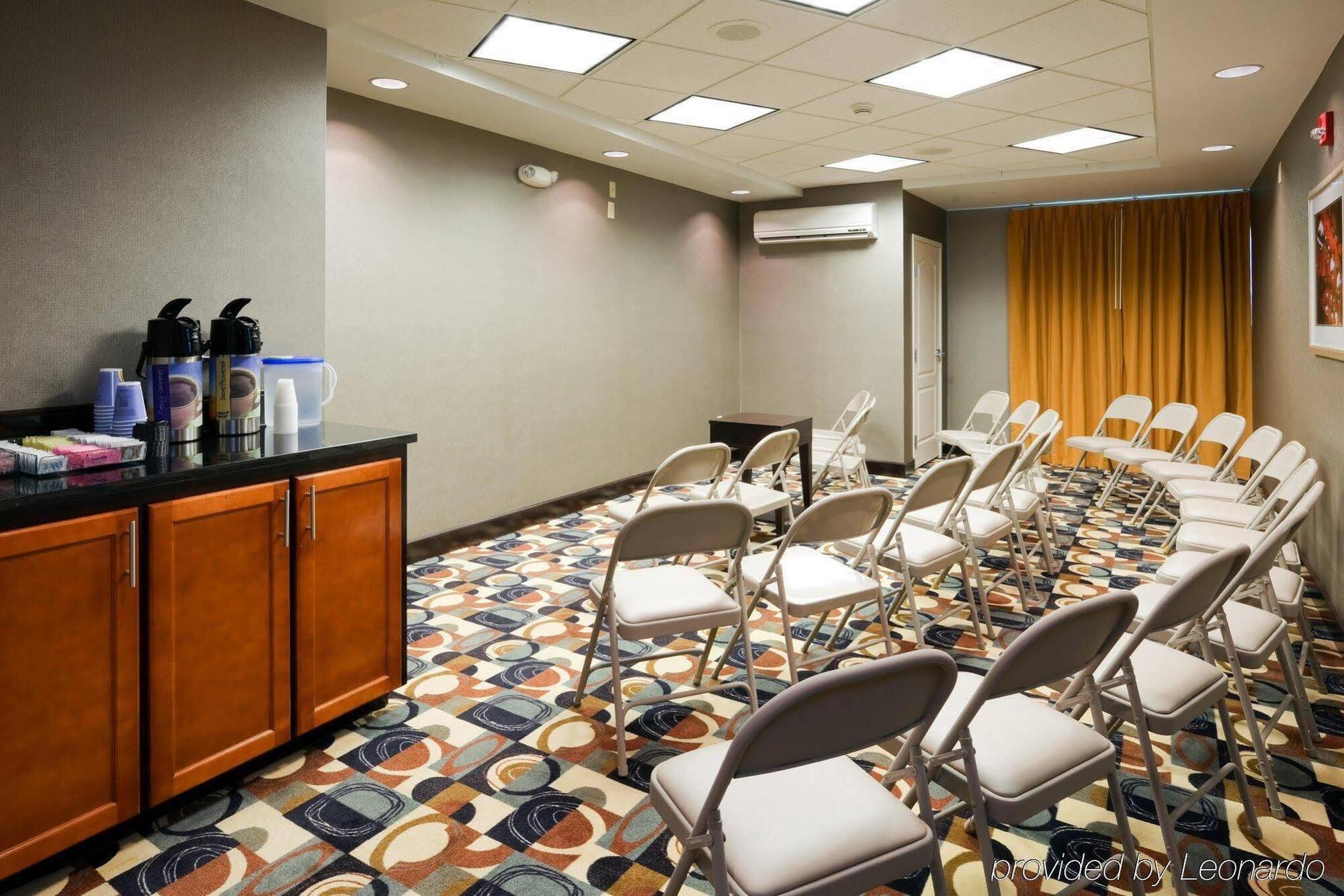 Holiday Inn Express Atmore By Ihg Екстер'єр фото